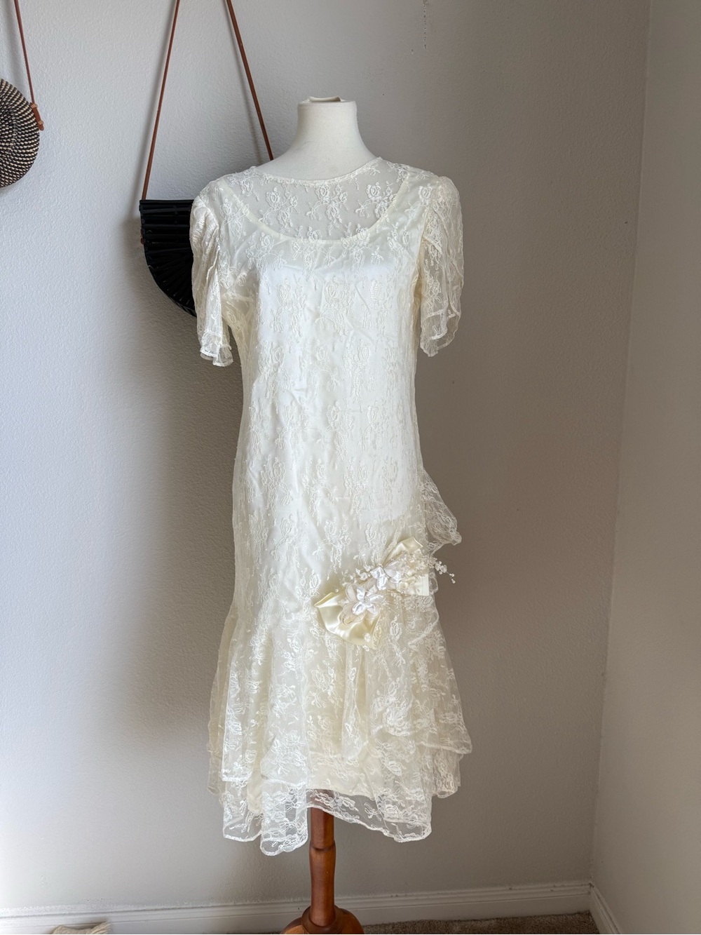Vintage Floral Lace Short Sleeve Dress